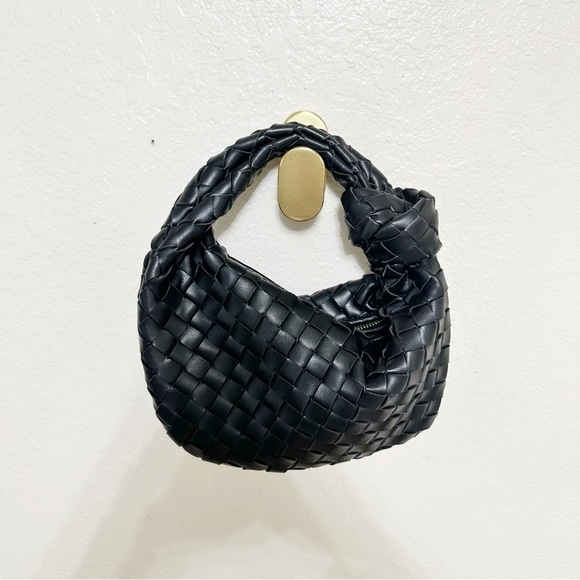 Urban expressions Mini Jodie Bag black faux leather braided - Picture 5 of 11